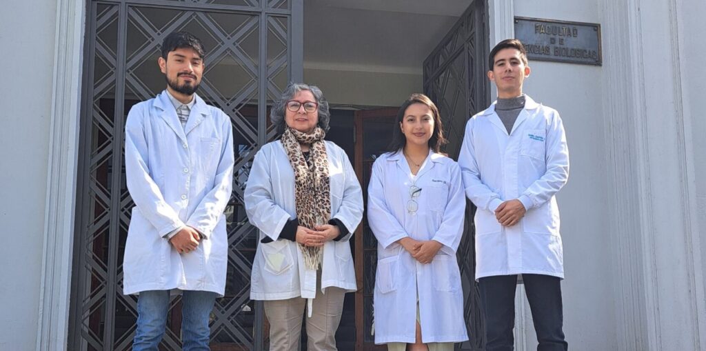 Estudiantes de Ecuador - PUCE