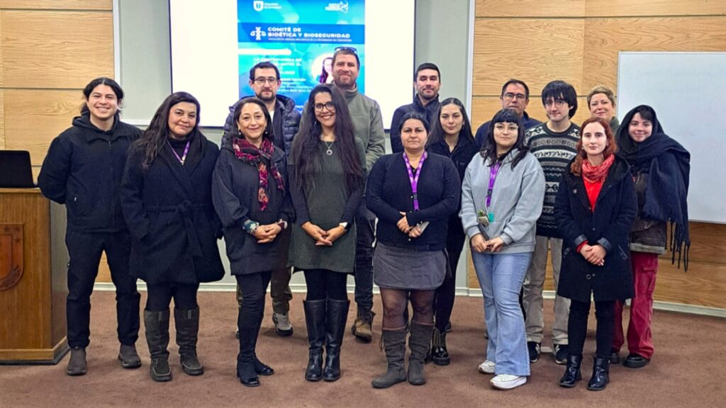 Charla Bioética FCB UdeC